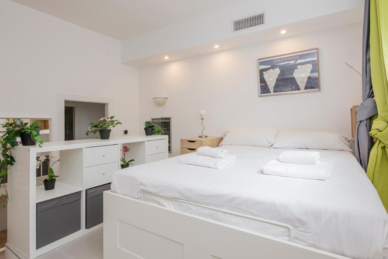 Ihost - Val Strona 6 Mailand